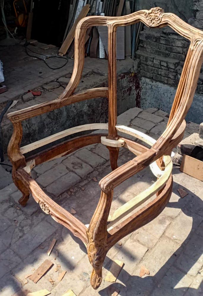 03-Interior-Furniture-Design-Consultation-Rooms-Tables-Sofas-Chairs-Transformations-Designer-Furniture-Home-Decor-Kitchenware