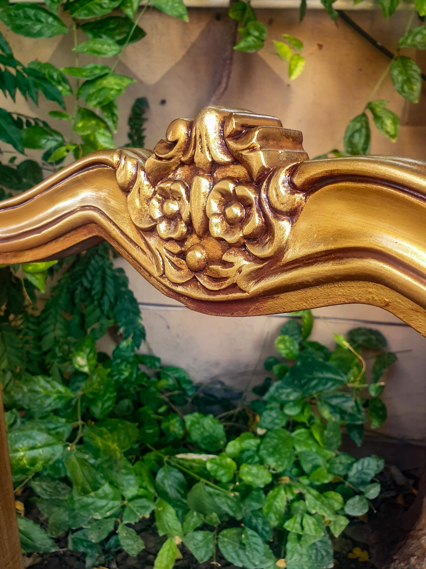 05-Interior-Furniture-Design-Consultation-Rooms-Tables-Sofas-Chairs-Transformations-Designer-Furniture-Home-Decor-Kitchenware