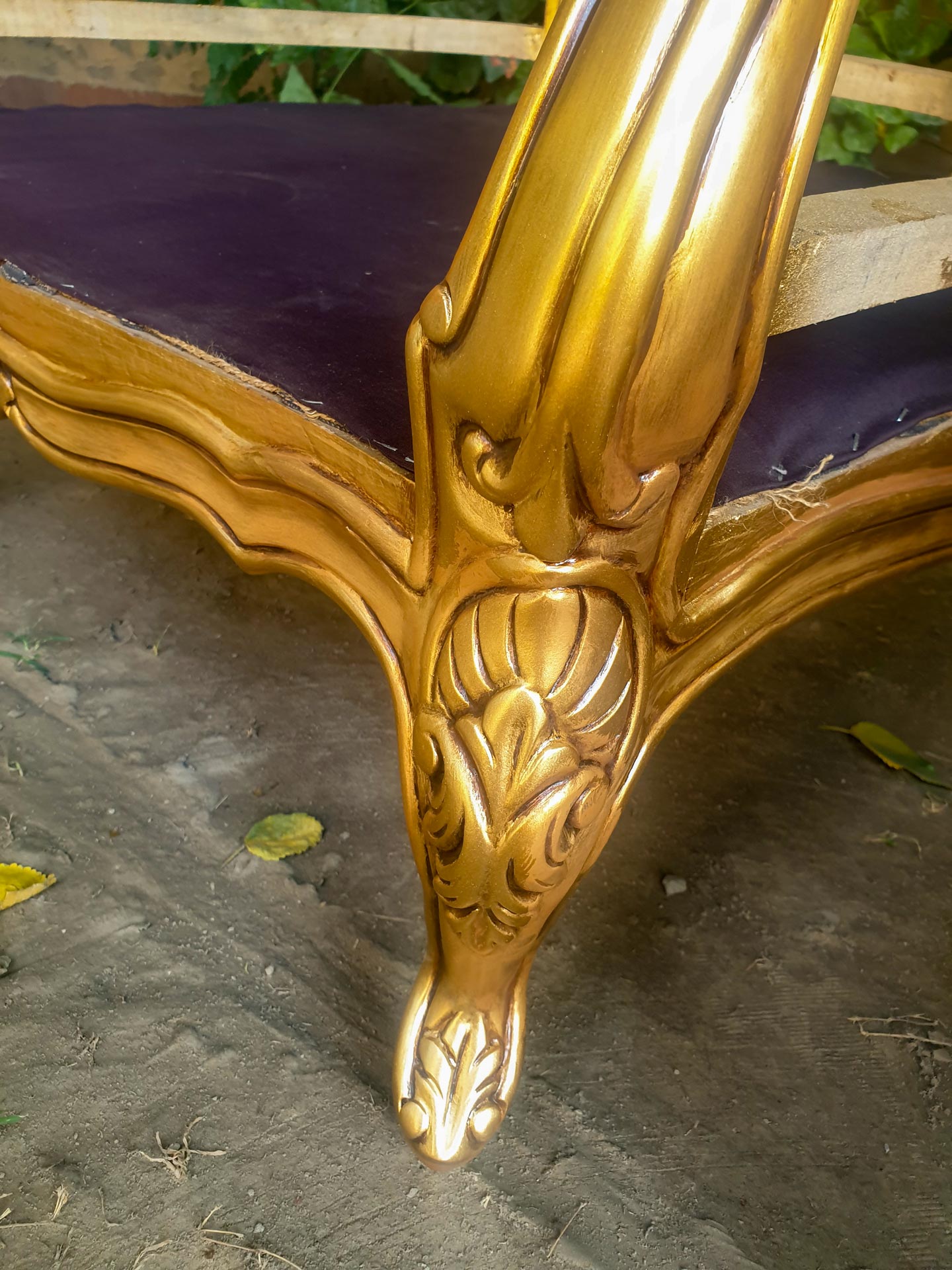 06-Interior-Furniture-Design-Consultation-Rooms-Tables-Sofas-Chairs-Transformations-Designer-Furniture-Home-Decor-Kitchenware