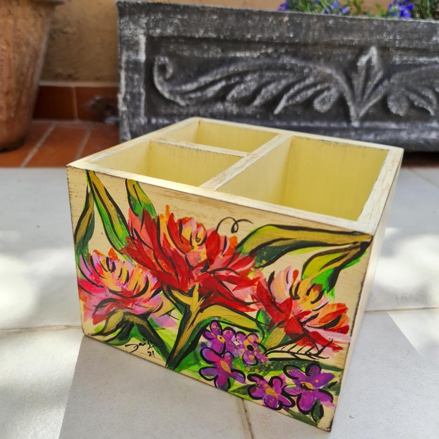 06-Vintage-Designer-Cutlery-Stand-hand-painted-made-Home-Decor-Kitchenware